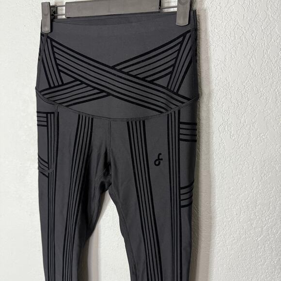 Fanka Body Sculpt Side Pocket 7/8 Leggings Black Size Large - Picture 4 of 7